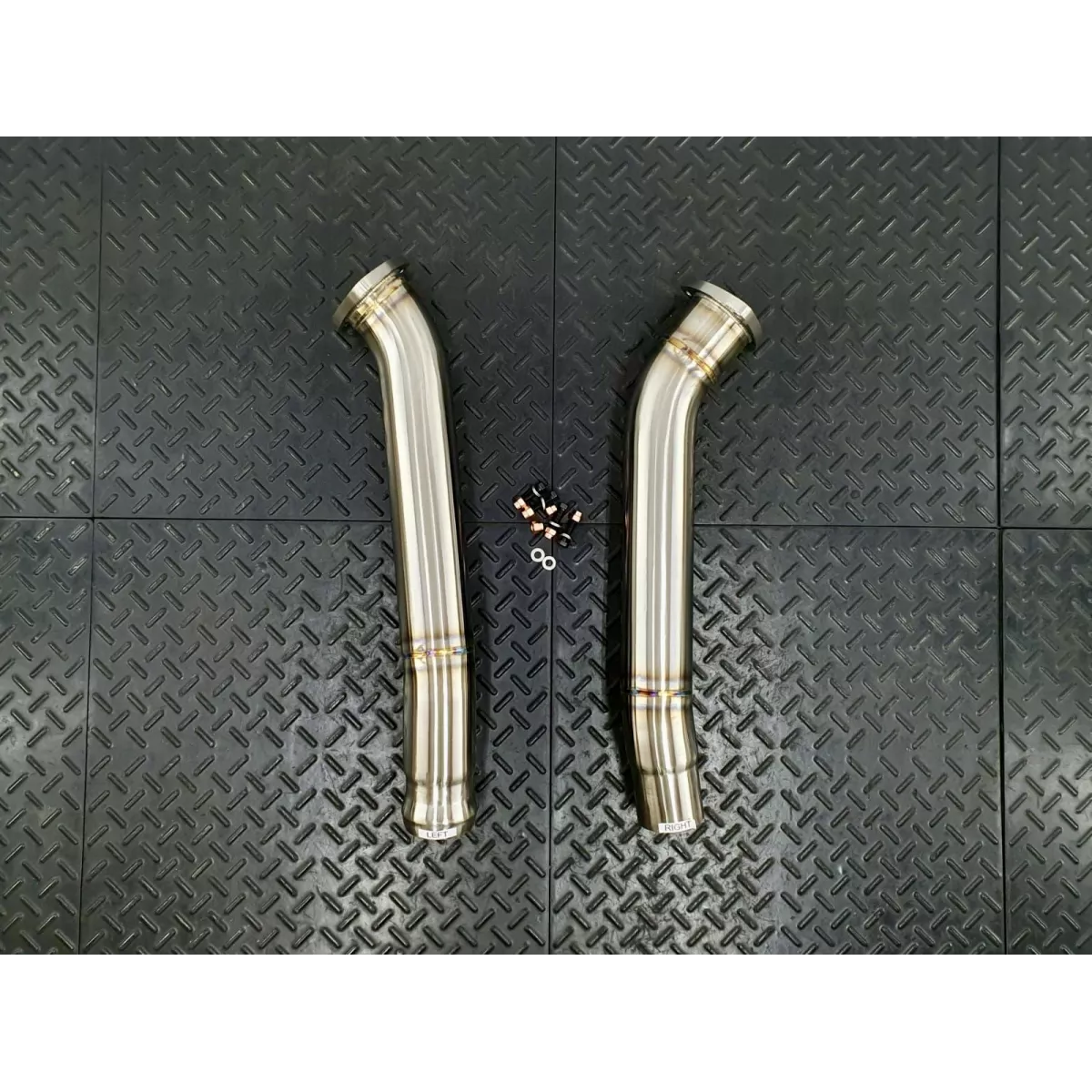 Aston Martin DB11 4.0 Secondary Downpipes