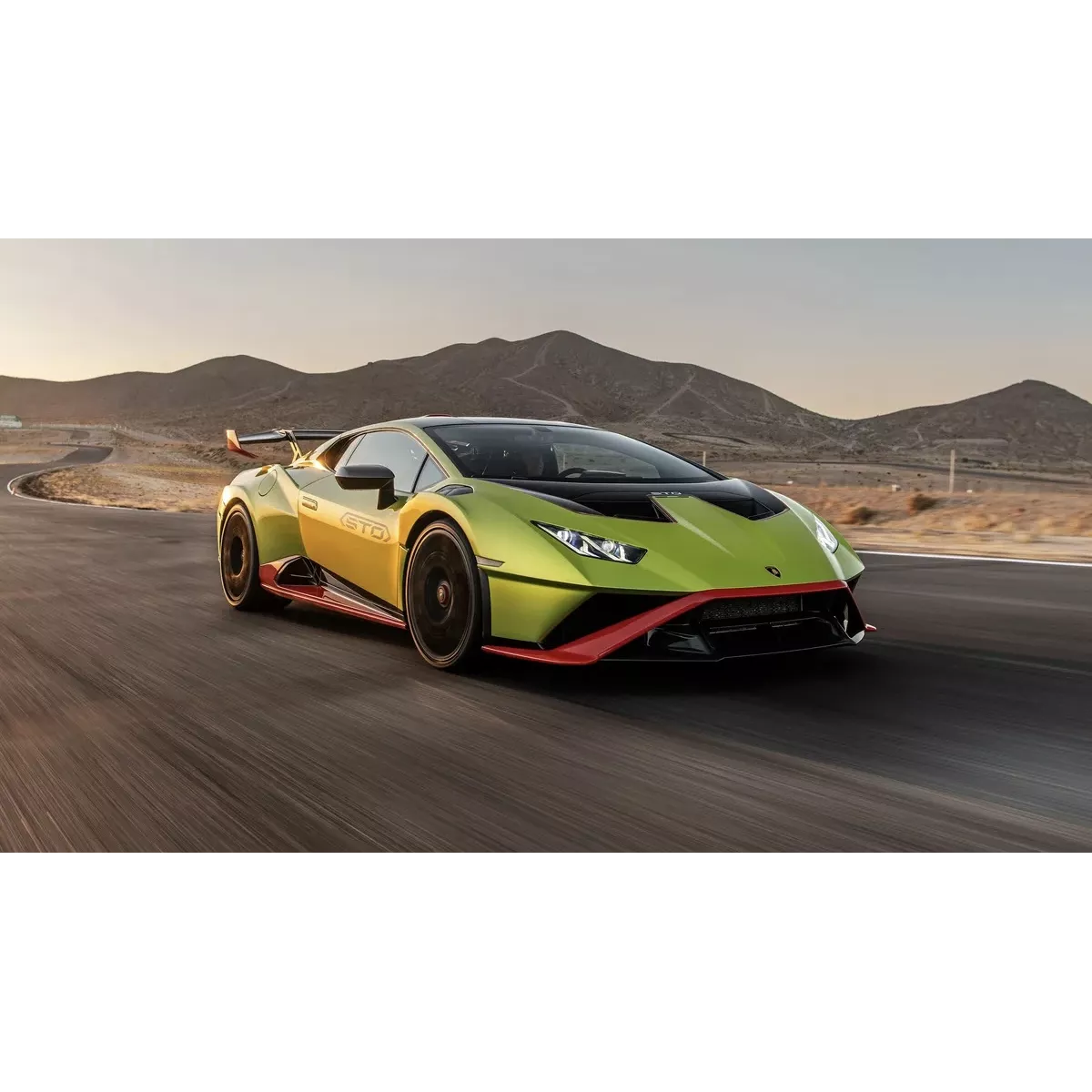 Huracan STO
